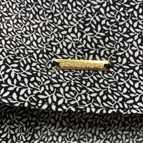 Michael Kors Long Sleeve - Picture 10 of 14